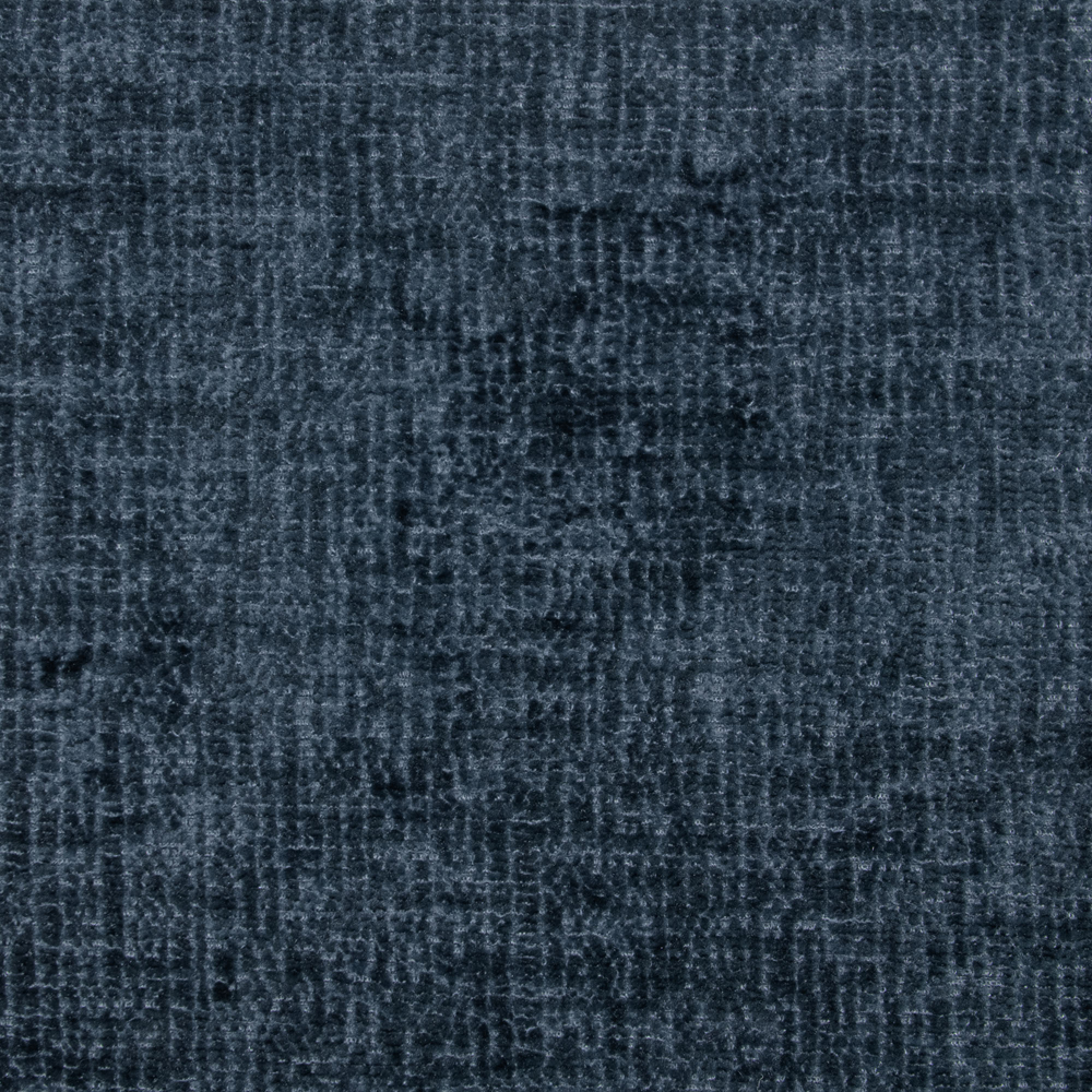 Corinne 077 fabric cover-finish