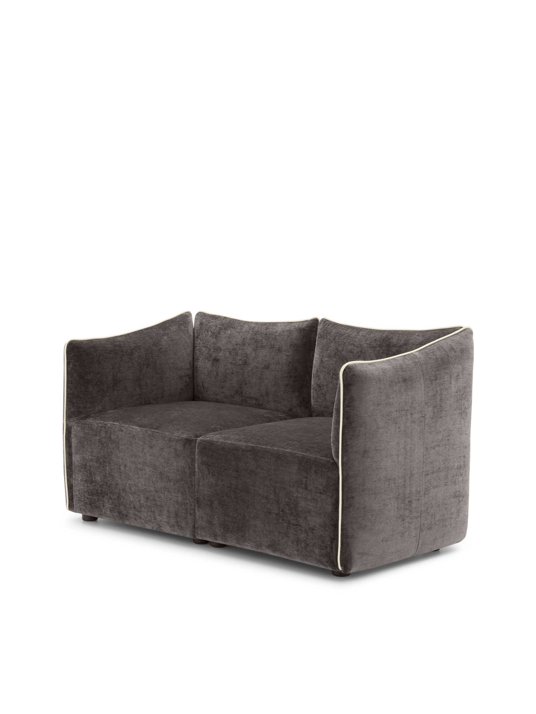 Kubik two-seater loveseat by LeComfort