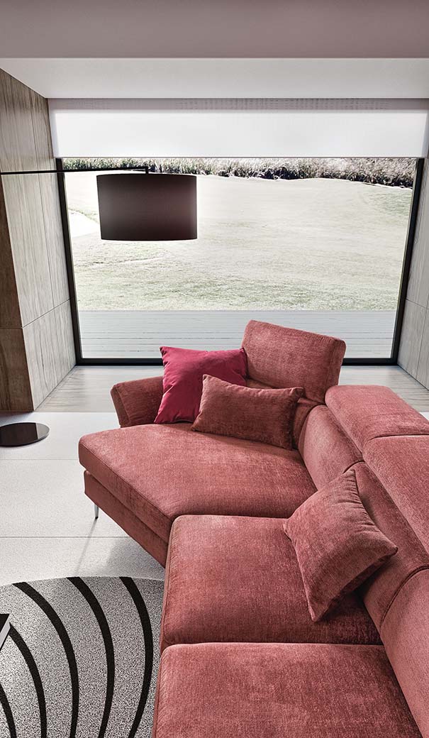 Comfortable and wide sofa with extended and closed headrests for maximum comfort