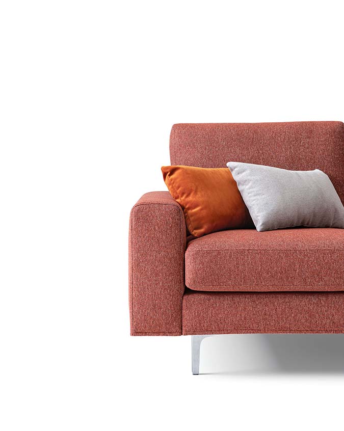 Detail of the square and minimal armrest of the Cassandra sofa