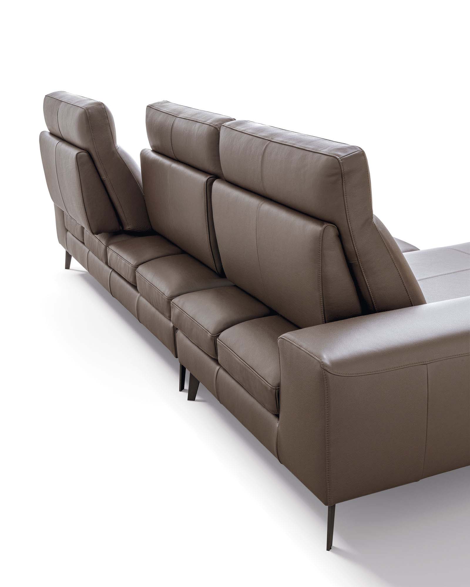 Detail of the sliding and adjustable backrests