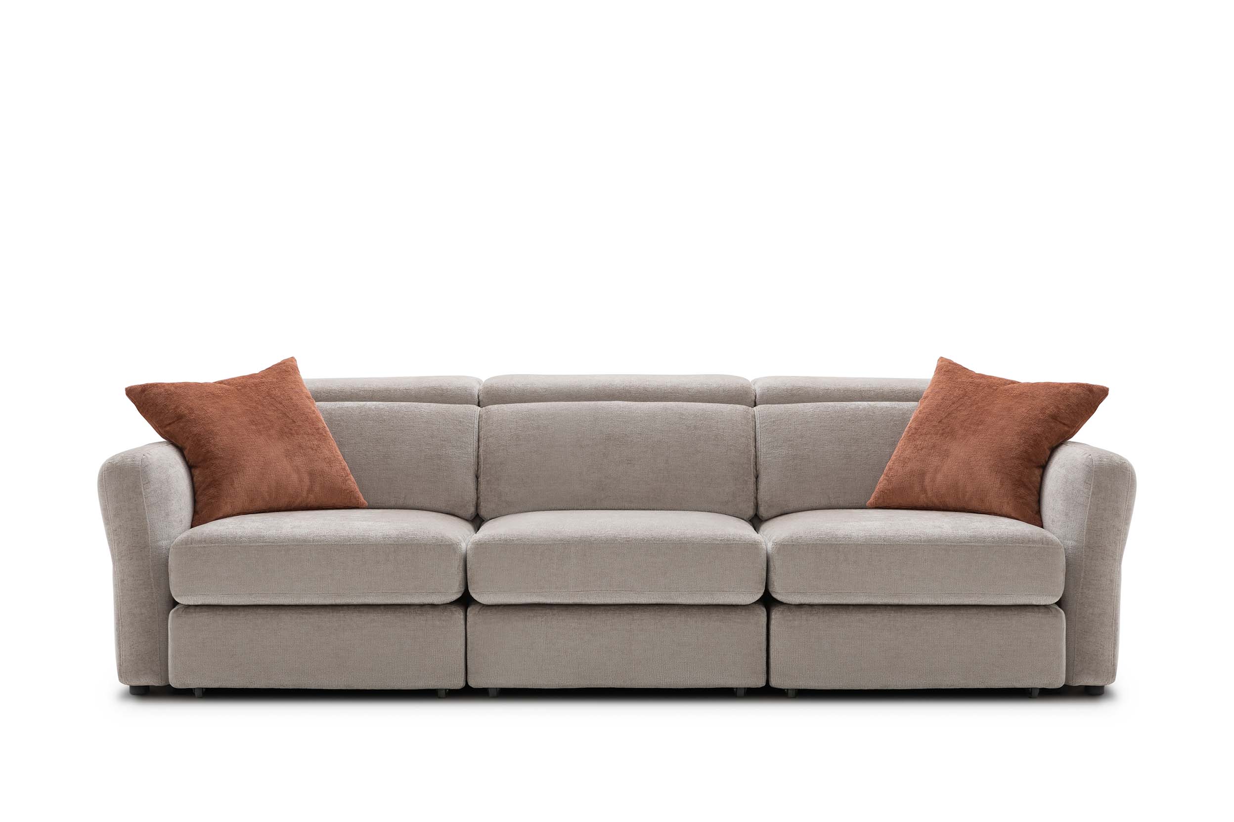 Three-seater sofa with closed headrests and comfortable seats. Cio model armrest