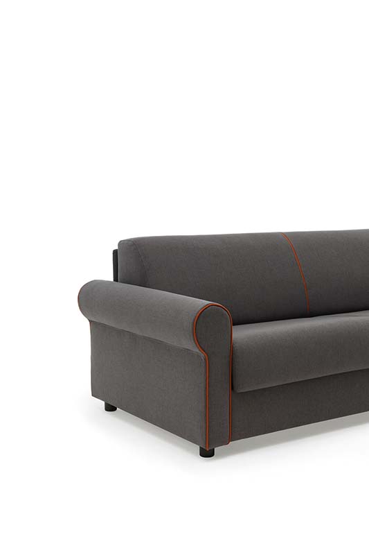 Classic armrest for the Madeira convertible sofa with low feet