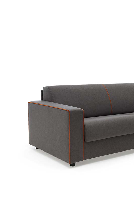Strong armrest for the Madeira convertible sofa with low feet