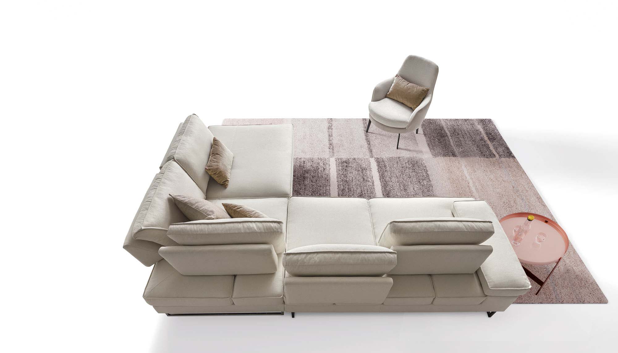 Large corner sofa with adjustable seat. Elegant and refined