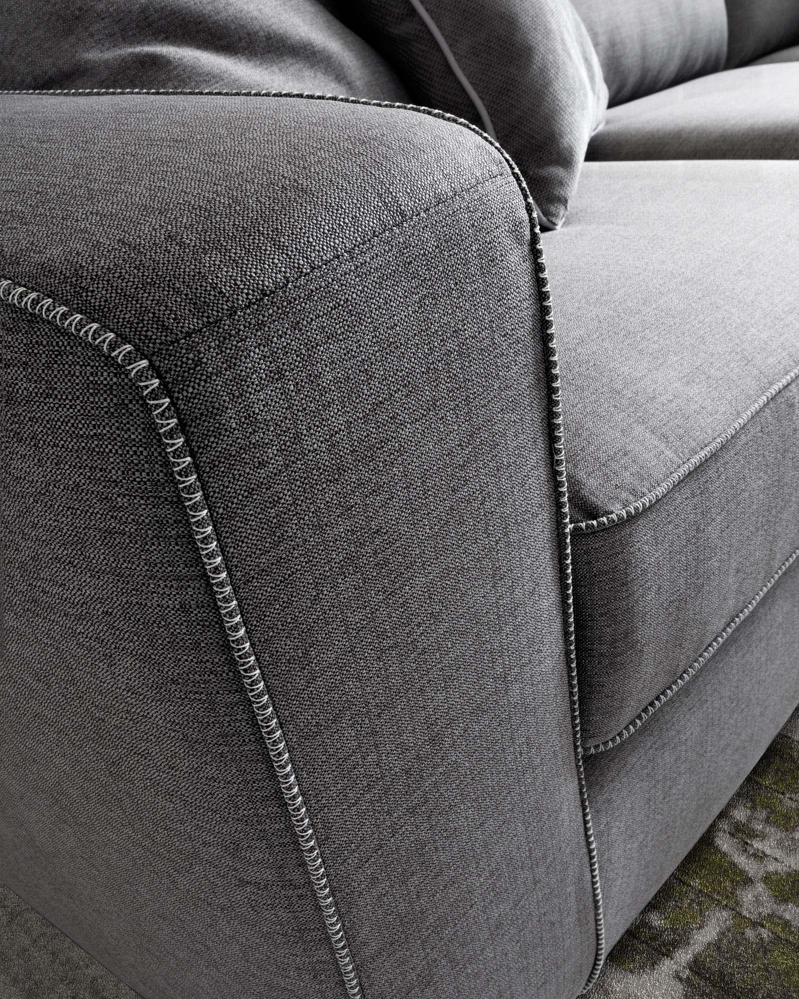 Detail of the Magyster sofa stitching