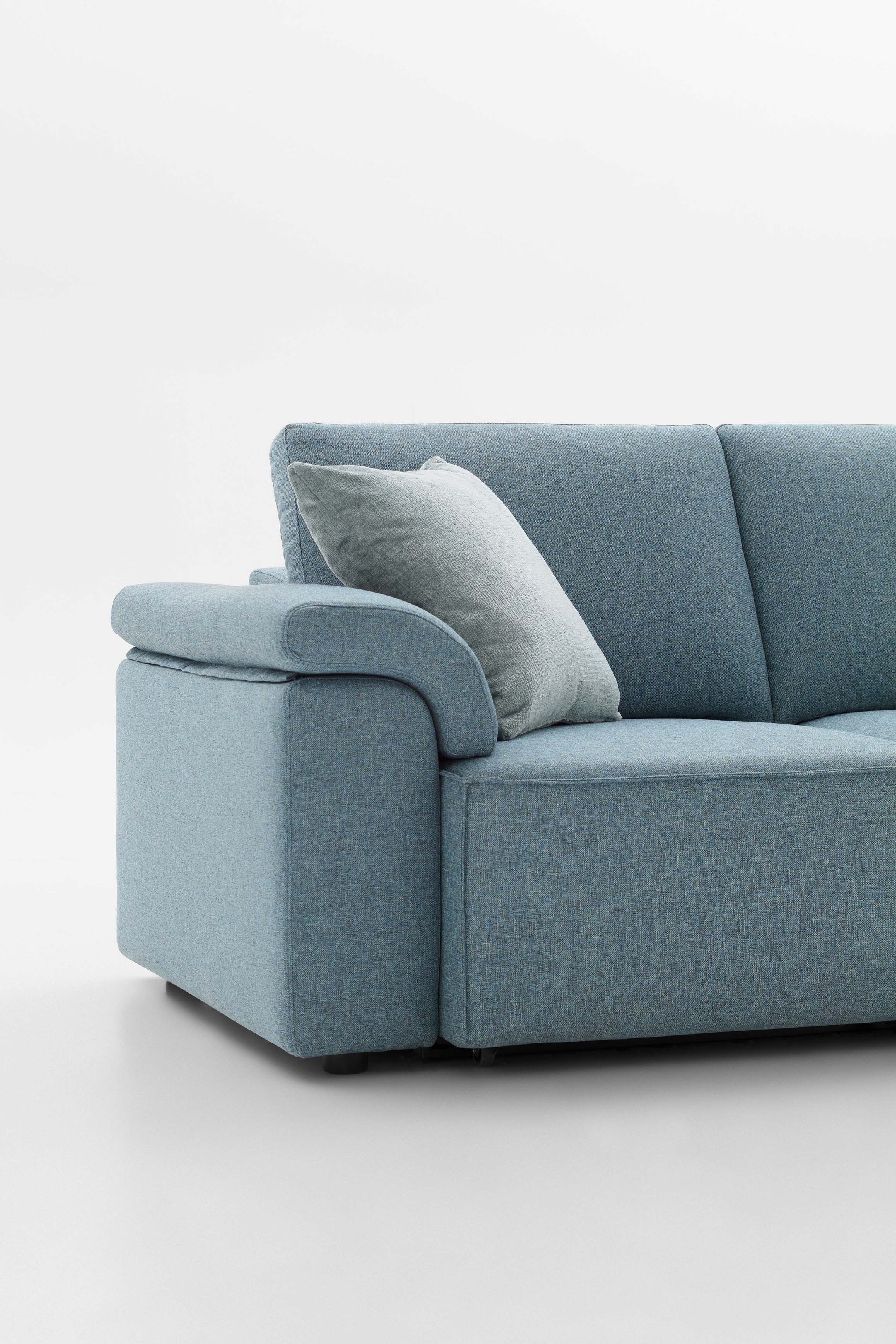 Detail of the Ali armrest applied to a Soho monocoque sofa