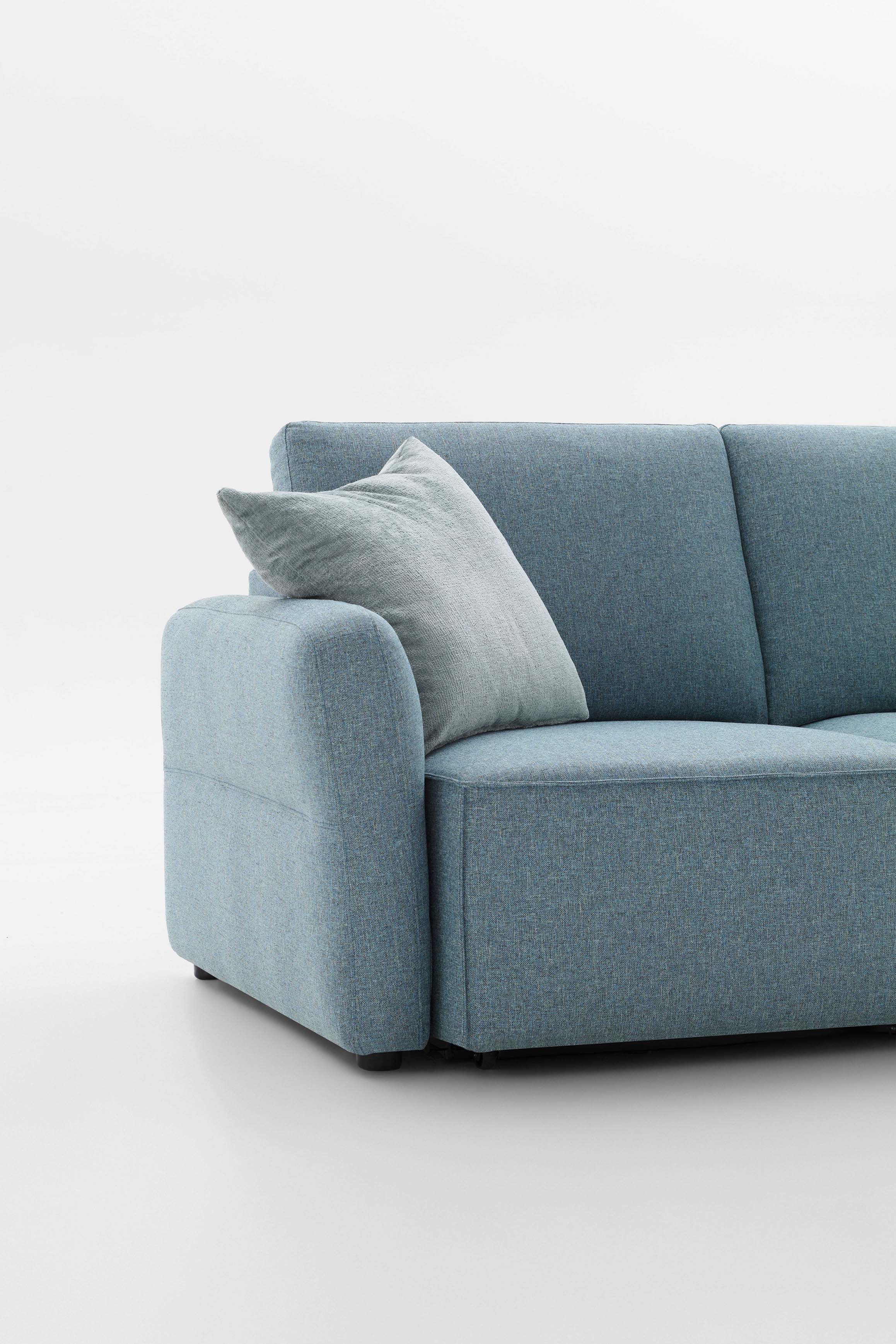 Detail of the Cio armrest applied to a Soho monocoque sofa