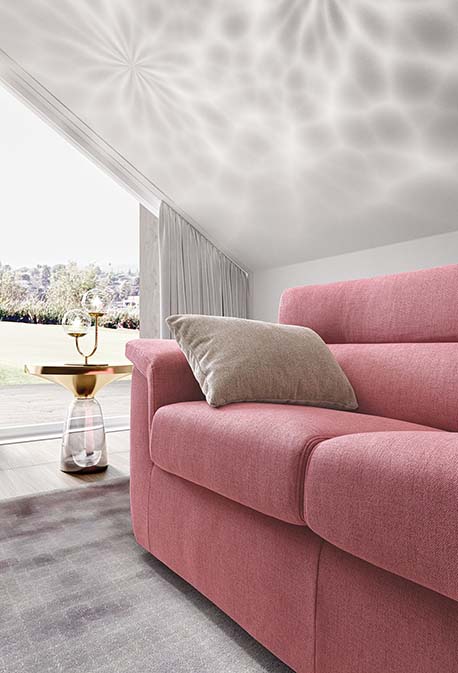 Detail of the seat and armrest of the Trick sofa