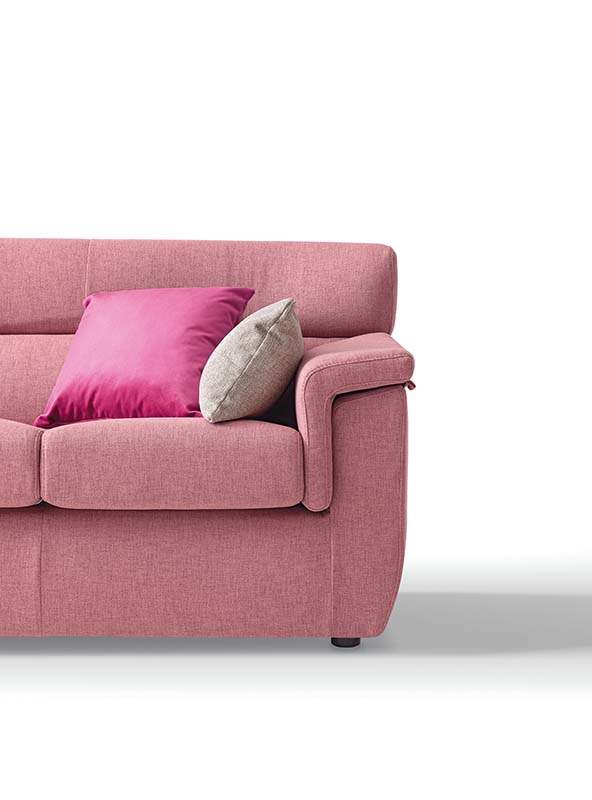 Detail of the Trick sofa armrest: comfortable and compact