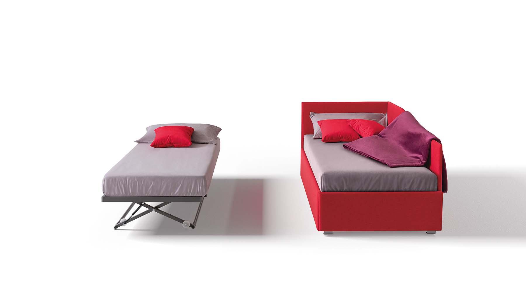 Two beds from a single Solanum model bed. The additional bed is pulled out from the base