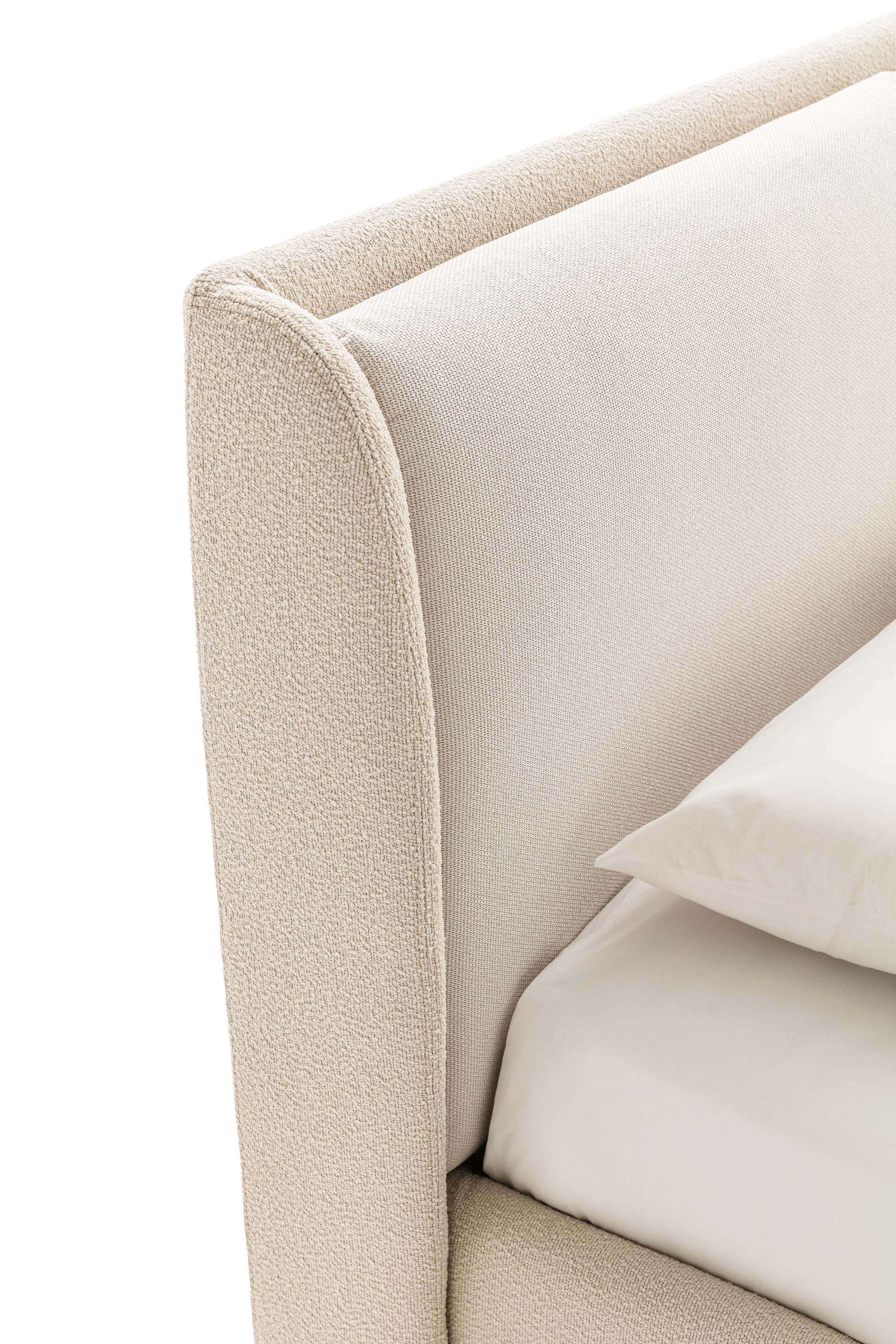 Detail of the Windsor bed headboard