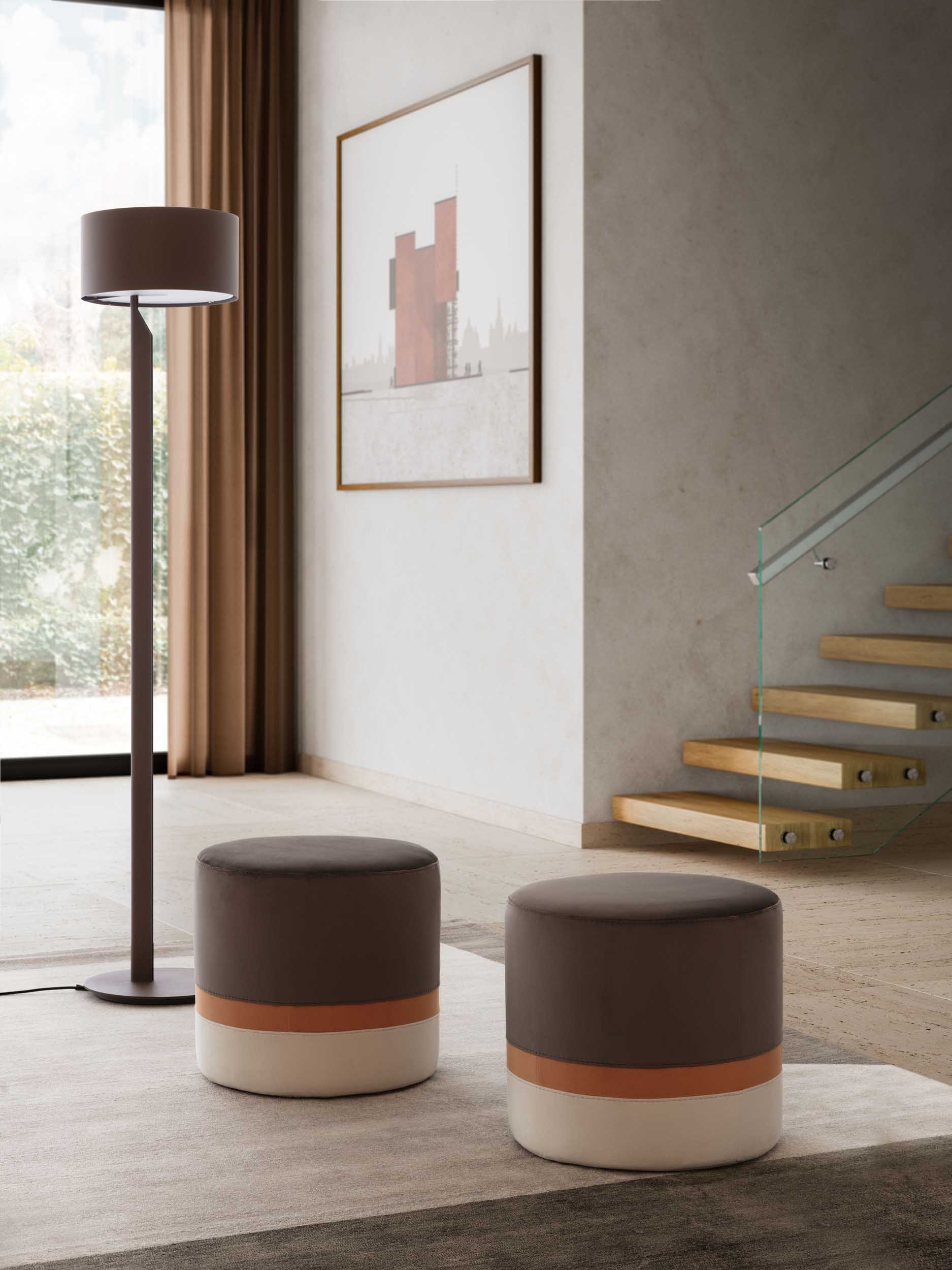 Modern and comfortable round pouf with stripes