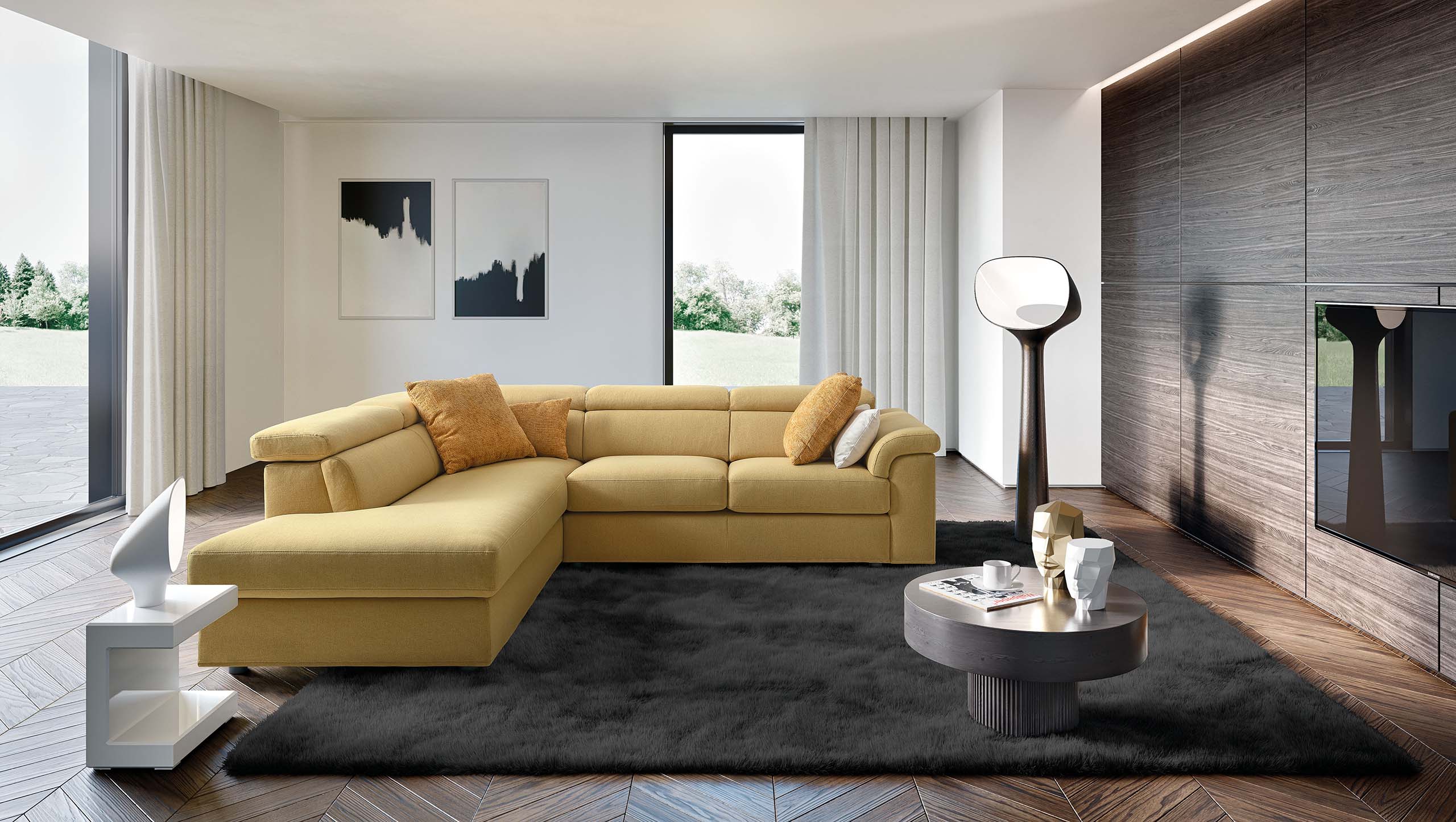 Classic sofa with adjustable headrests and rounded armrests. Classic and functional style